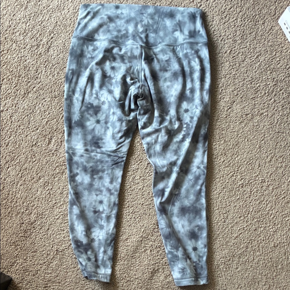 Lululemon size 14 tye-dye leggings NEVER WORN